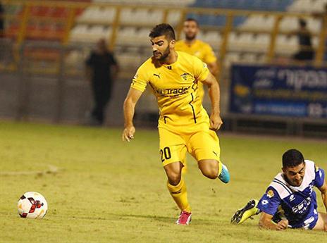 נחמני. שחקן בית שלא מפסיק לרוץ (עודד קרני)