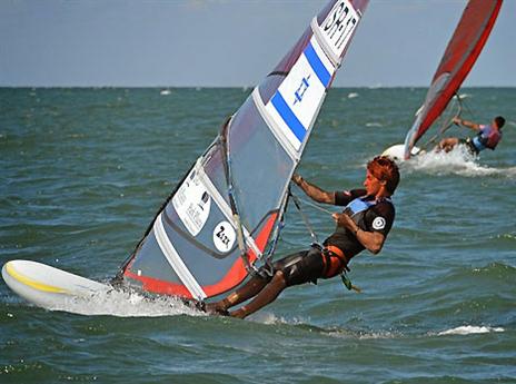 יואב עומר, כסף עולמי (צילום: רוני מאיר)