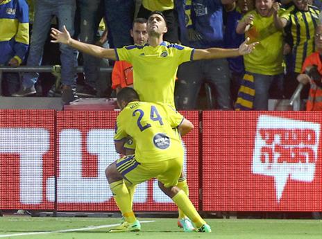 זהבי יש רק אחד במכבי, ובן בסט צריל להתרגל למעמדו החדש (צילום: אלן שיבר)