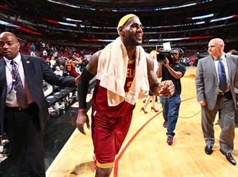 לברון. עכשיו הוא חזר באמת לקליבלנד (getty)