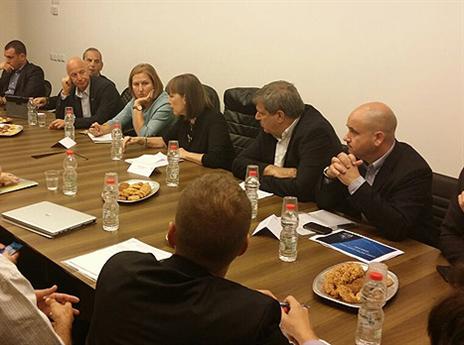 הבשורה על פי לבני?