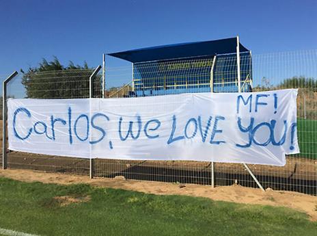 גם קרלוס זכה לאהבה