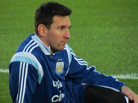 המאמן שלו תומך בו במאבק על כדור הזהב