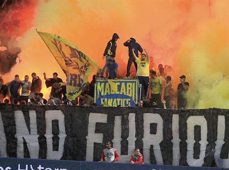 מכבי ת"א. שמה מצלמות על היציעים שלה (אלן שיבר)