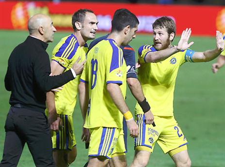 רק ביקש עזרה. קרלוס בדרבי (אלן שיבר)