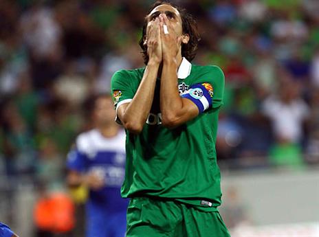 בראשון הוא גם יחייך? בניון (עודד קרני)