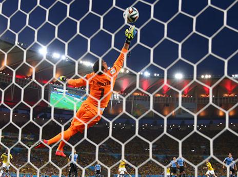 גם זה היה מדהים. השער של חאמס מול אורוגוואי (gettyimages)