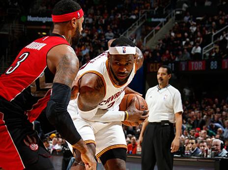 ג'יימס. ההגנה עשתה לו את זה (getty)