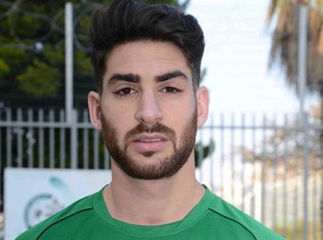 חולצה ירוקה יש, אבל הבכורה על הדשא תחכה. עטר  (האתר הרשמי, מכבי חיפה)