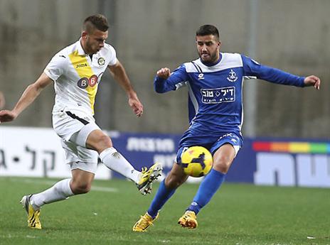 הסערה מול בית"ר נשארה מאחור. אבו עביד  (צילום: אלן שיבר)