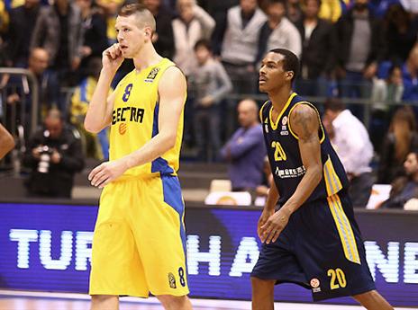 ההצטיינות שלו מוכיחה דווקא כמה הוא מיותר... (צילום: אלן שיבר)