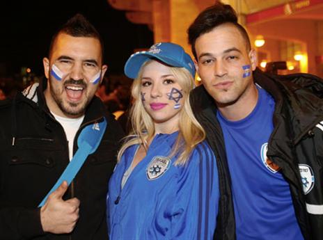 האוהדים התגנדרו (אלן שיבר)