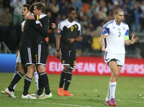 בנבחרת טענו שהיה נבגל, אבל השופט אישר את השער (אלן שיבר)