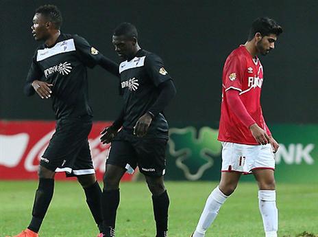 אחד פותח, אחד לא. מנגה וקולה (צילום: עודד קרני)