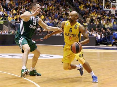 עוד שלוש שנים של סמית' בהיכל (אלן שיבר)