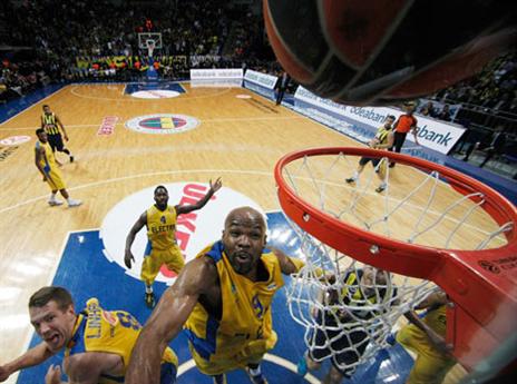 מתחת לסלים, זה היה נוקאאוט טורקי (gettyimaghes)