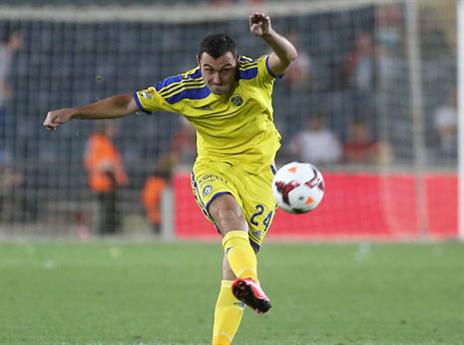 סיים עם שער יפה. מיטרוביץ' (צילום: אלן שיבר)