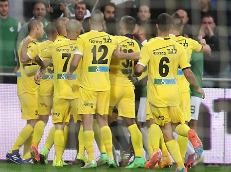 יקבעו את זהות היורדת? (אלן שיבר)