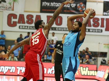 נקודות? לפחות סמית' עשה הגנה (דני מרון)