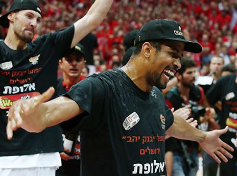 כבר חושבים על אירופה? (צילום: אלן שיבר)