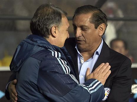 מרטינו השאיר מאחור את דיאס ואת האקסית (AFP)