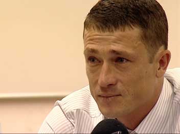 החתמה ראשונה בקבוצה שלו. אלכס אברבוך