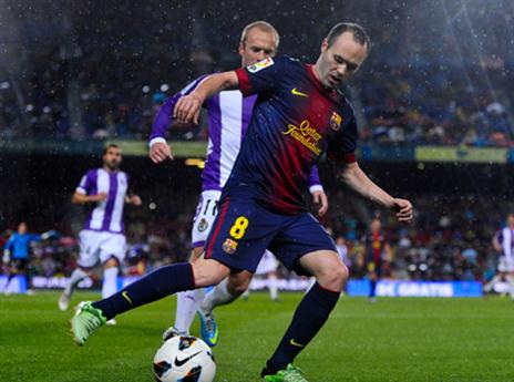 לארסון מול אינייסטה (Getty)