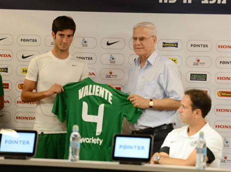 ואליינטה עם יעקב שחר (האתר הרשמי מכבי חיפה)