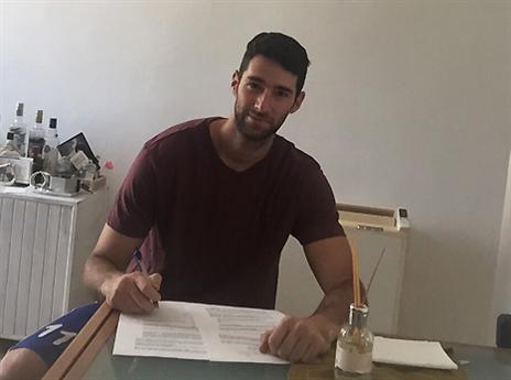 יהפוך לקבלן עליות? הופמן