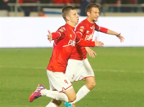 גם הניסיונות להכניס לו מיקרופון לא עזרו