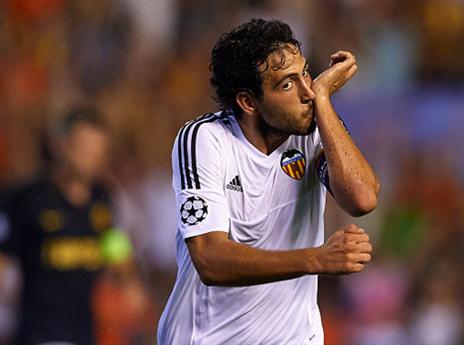 דני פארחו חוגג ניצחון חשוב לעטלפים (getty)