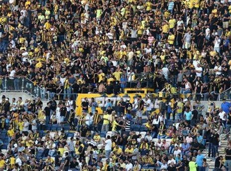 בבית"ר מצפים ליציעים מלאים בשני (צילום: אלן שיבר)