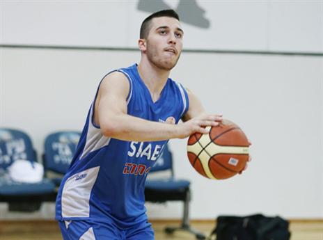 ישחקולפני חצי הגמר ביורובאסקט. בלאט