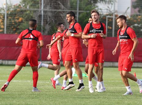 "ביטון לא בעניינים עדיין" (אלן שיבר)