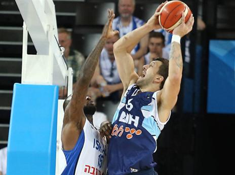 יותר מדי ריבאונדים בהתקפה (אלן שיבר)