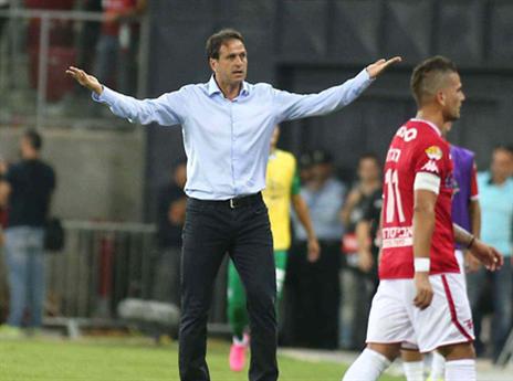 בשבת מחכה לו מכבי ת"א. רוני לוי (אלן שיבר)