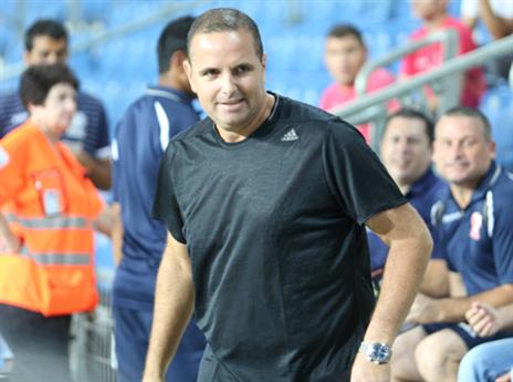 בפ"ת מגבים את איתמר ניצן. בן שמעון (נמרוד גליקמן)