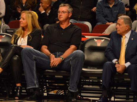 טוני קוקוץ' עם שמעון מזרחי (צילום: אורי רוייז, שיקגו)