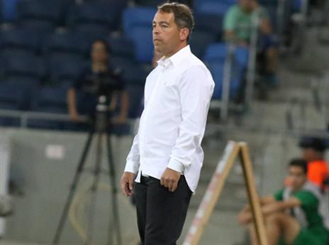 הוכנבוים. לא רוצה לספוג הפסד רביעי ברציפות (יוסי שקל)