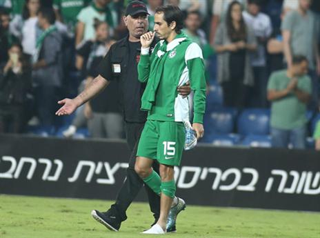 בניון. קיבל ליווי של מאבטחים (אלן שיבר)