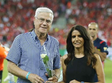 עם יענקלה שחר. ב"ש הצטרפה ל"דור הבא" של הכדורגל (אלן שיבר)