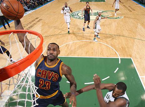 נגמר הכוח בסיום. לברון (GETTYIMAGES)