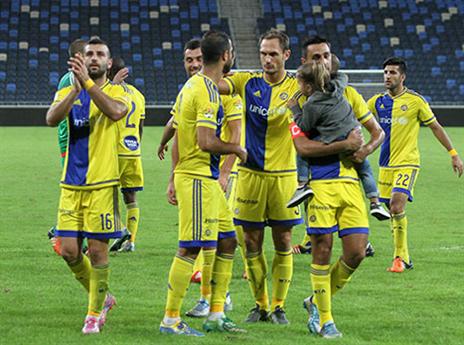 הפנים לצ'לסי (יוסי שקל)