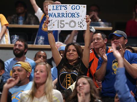 תתעדכני, זה כבר עוד רגע 0:16 (GETTYIMAGES)