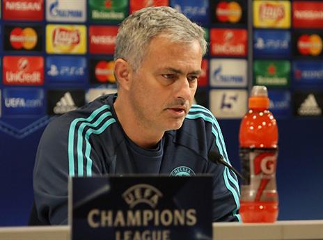 לא מתעסק בענייני אבטחה. מוריניו (יוסי שקל)