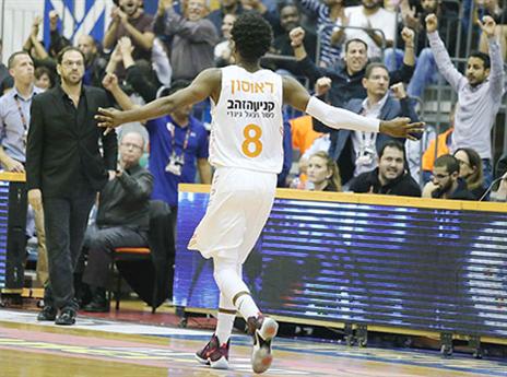 סיפק שואו. דוסון (אלן שיבר)