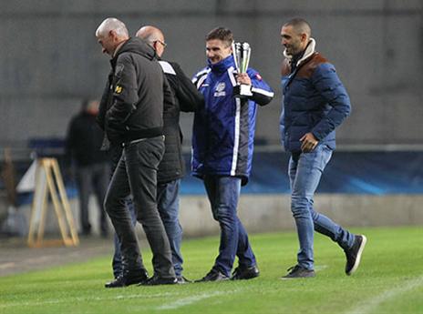 דוברובין במהלך הטקס