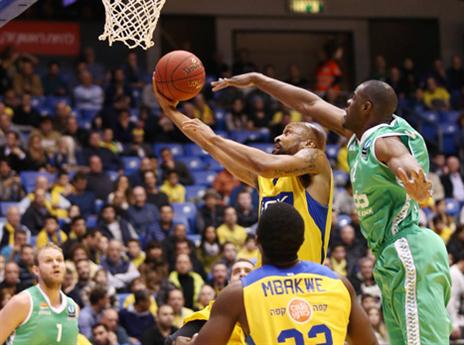 קאזאן השתלטה על המשחק (צילום: אלן שיבר)