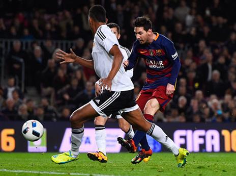 מופע אכזרי של בארסה (gettyimages)