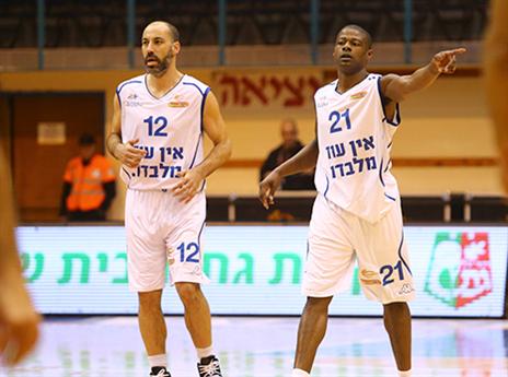 טפירו ודילייני. ניצחון קריטי במאבקי התחתית (צילום: מנהלת הליגה)